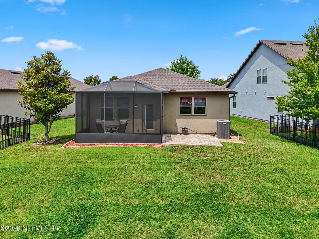 Photo of 294 WOOD POND Loop