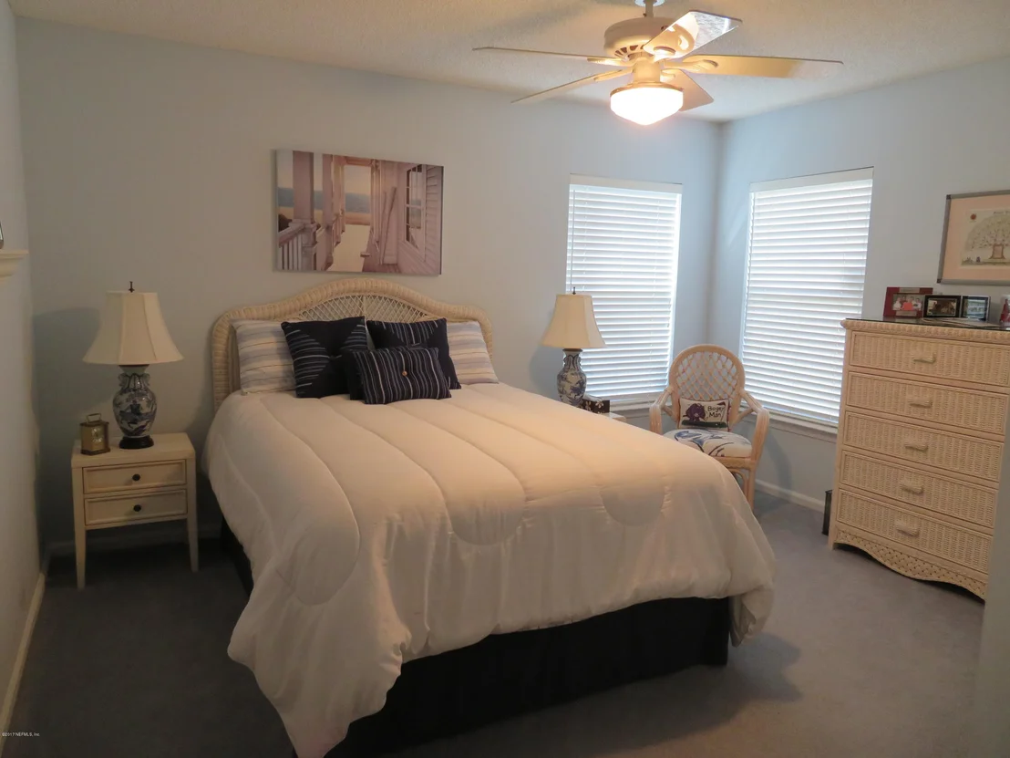 Photo of 1171 LINWOOD Loop