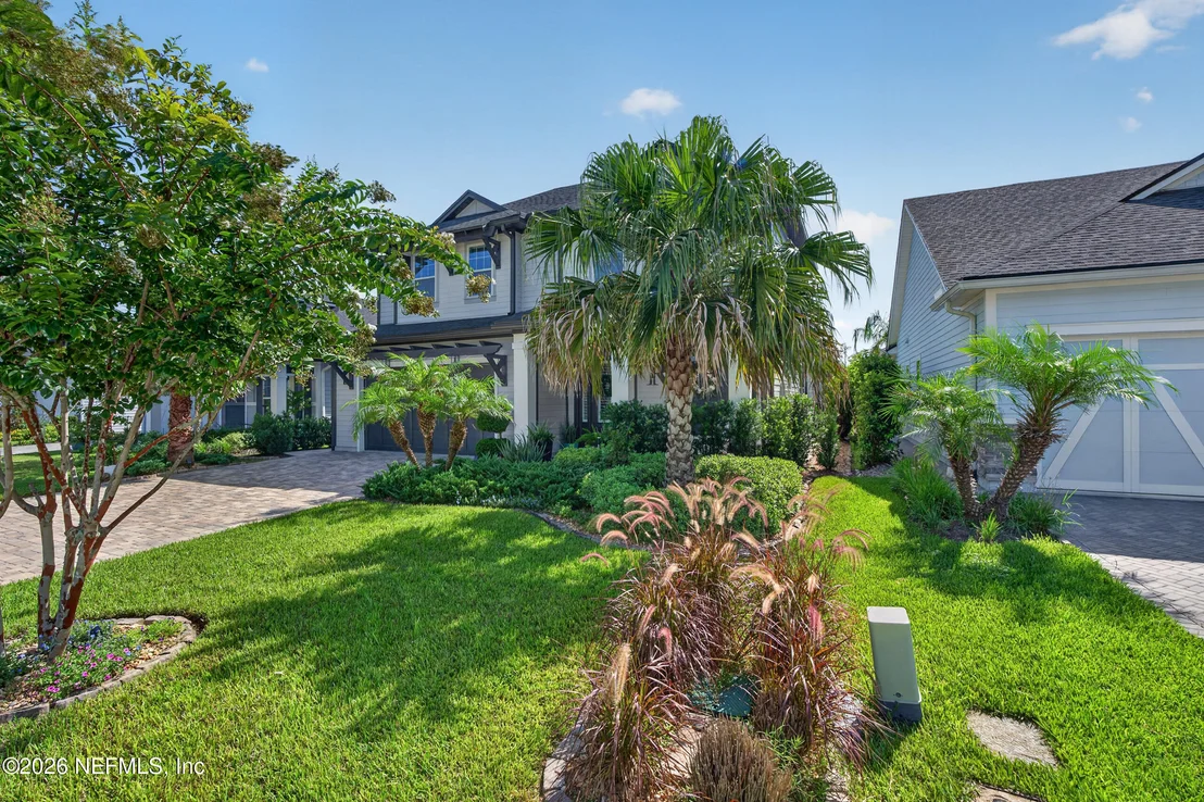 Photo of 381 PARKBLUFF Circle