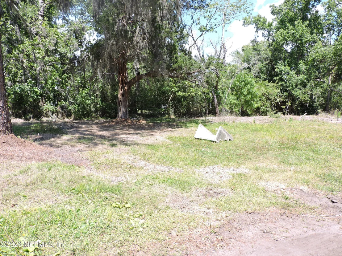 Photo of 3713 CEDAR POINT Road