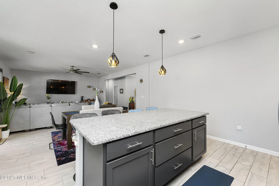 Photo of 1414 KNUDSON Drive