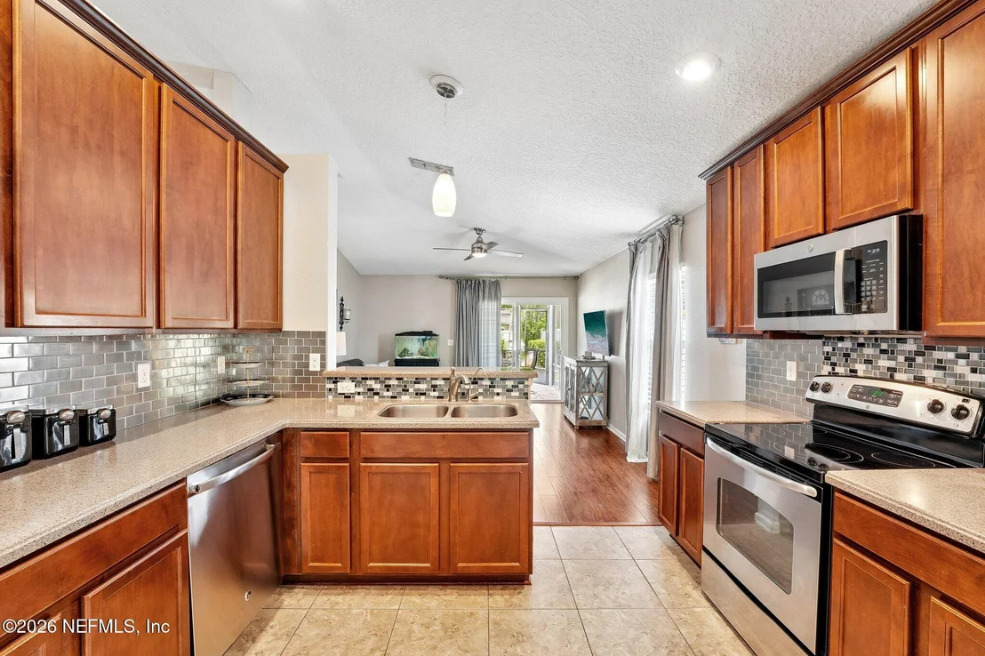 Photo of 96398 COMMODORE POINT Drive