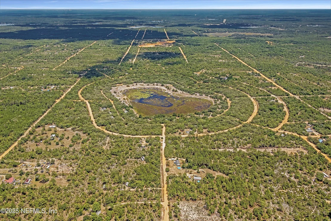Photo of 120 LAKE LUCY