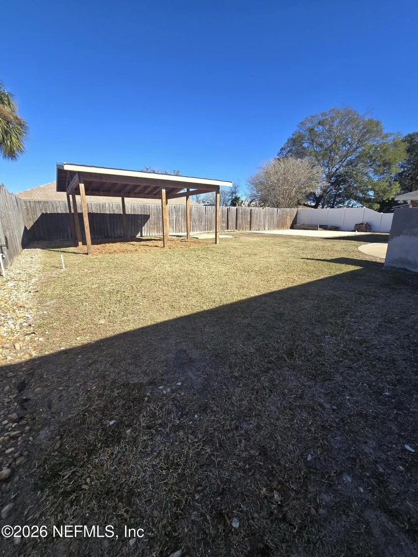 Photo of 7239 WHITE BIRCH Drive
