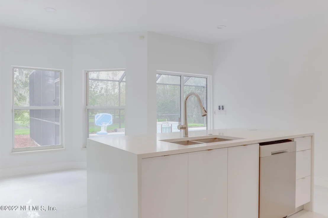Photo of 4390 LIGUSTRUM Drive