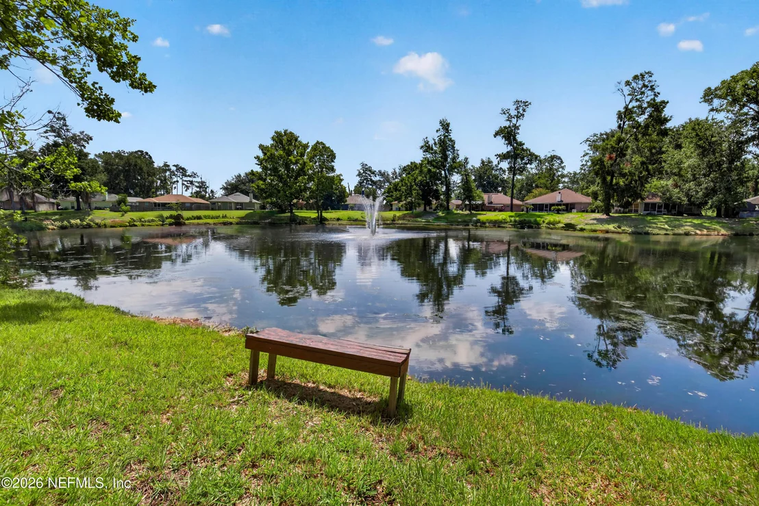 Photo of 1641 SPRING OAKS Lane