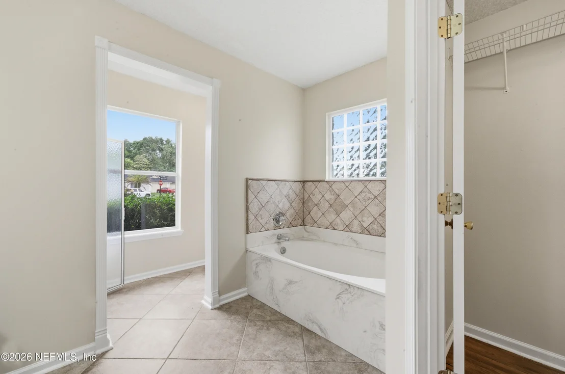 Photo of 4032 EDGELAND Trail