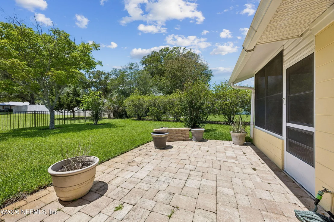Photo of 995 ALCALA Drive