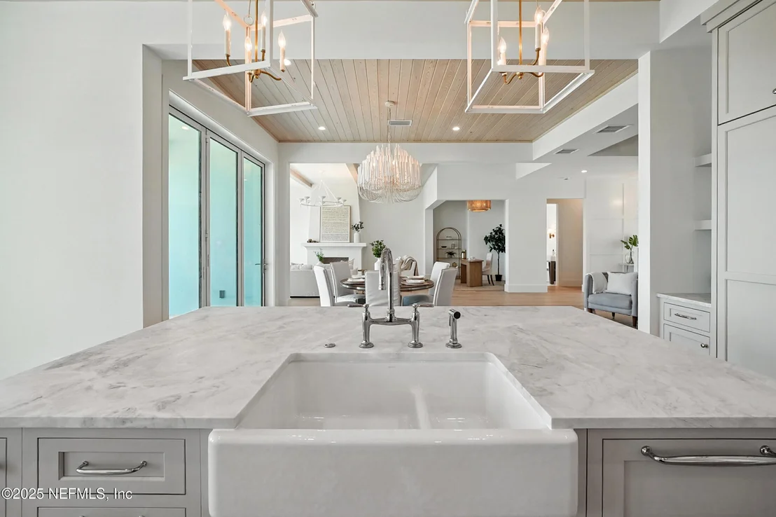 Photo of 1509 OCEANFRONT