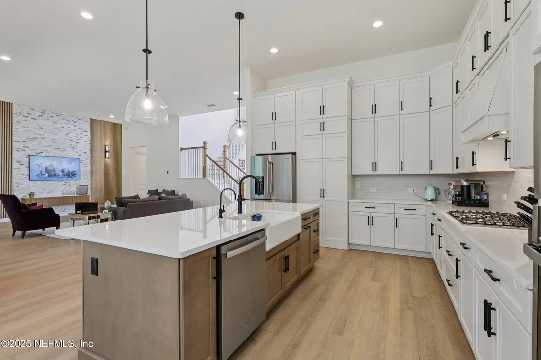 Photo of 3089 SPIRO Circle