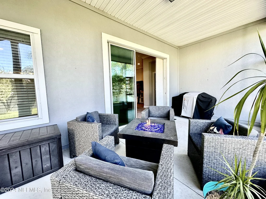 Photo of 1135 SHETLAND Drive