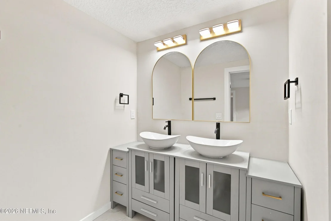 Photo of 4526 CLAM SHELL Drive