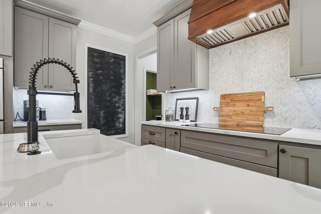 Photo of 2682 FOREST Circle