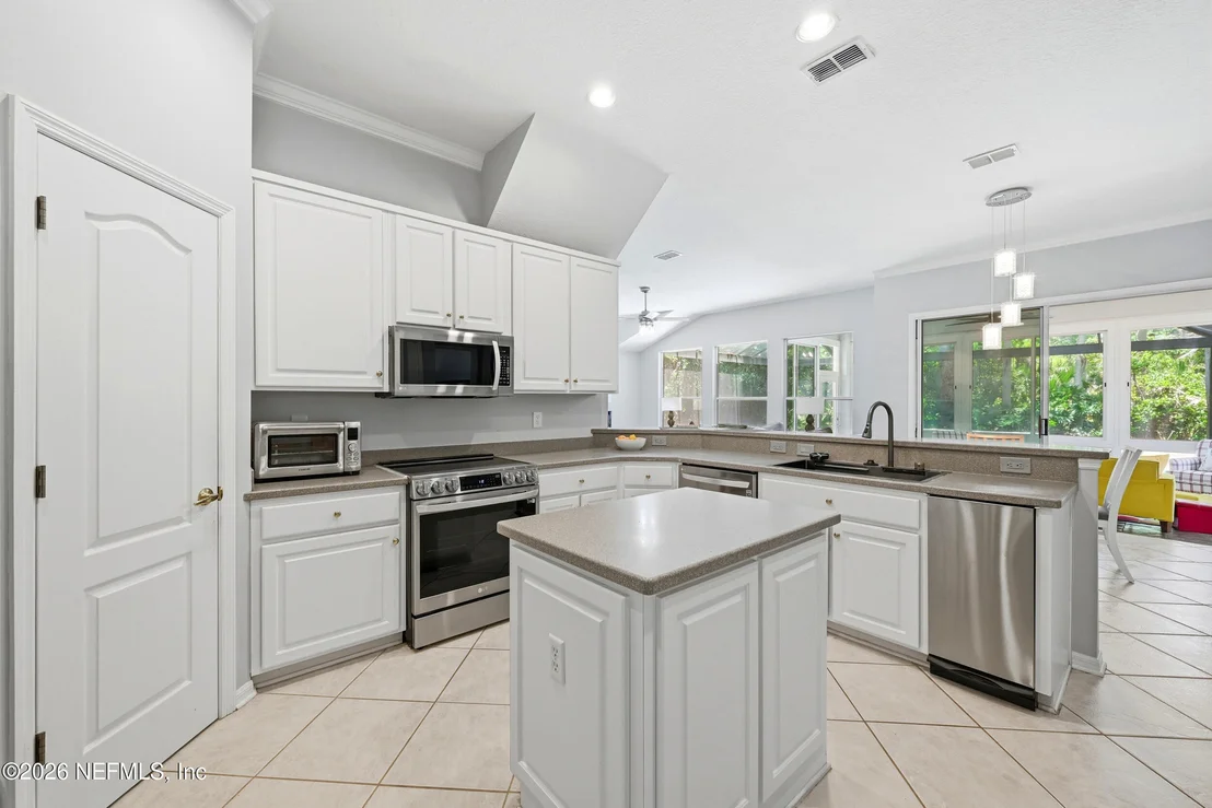 Photo of 112 OCEANS EDGE Drive