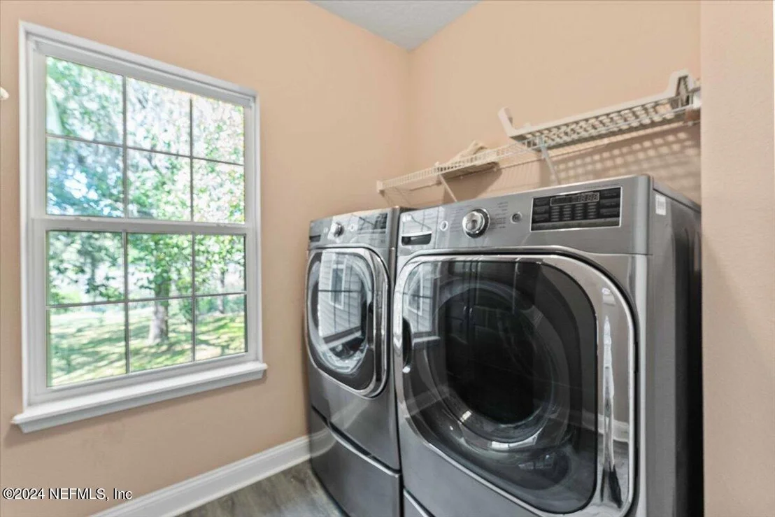 Photo of 1061 CEDAR BAY Road