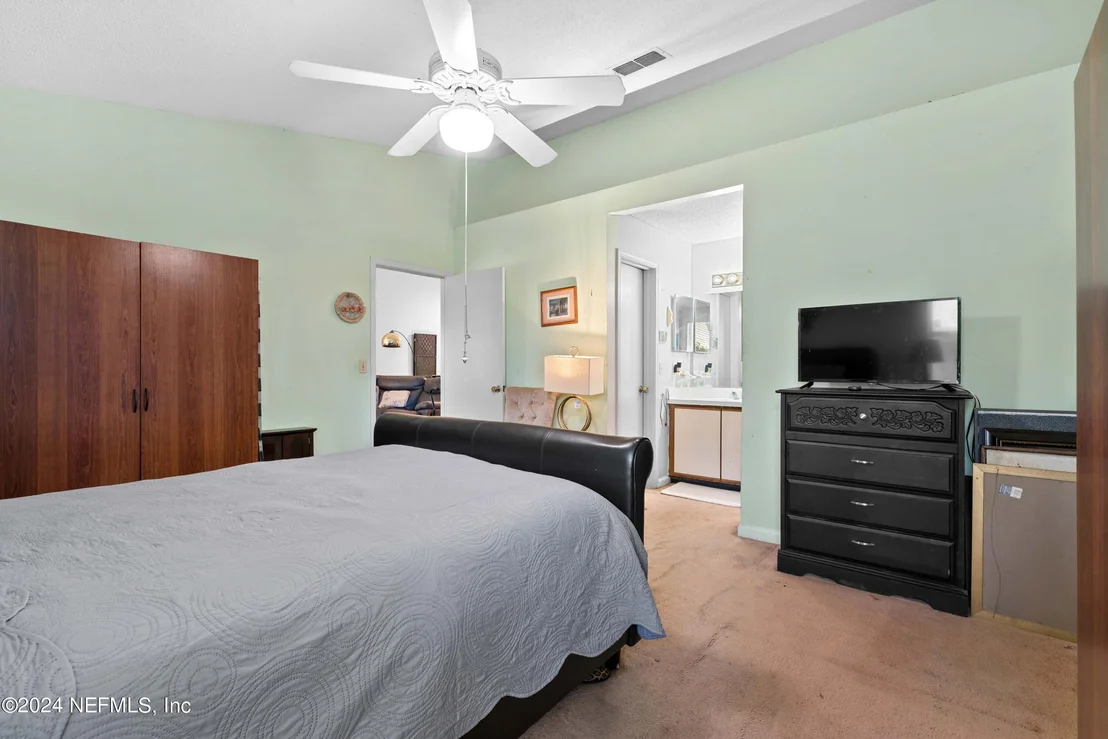 Photo of 255 AQUARIUS Circle W