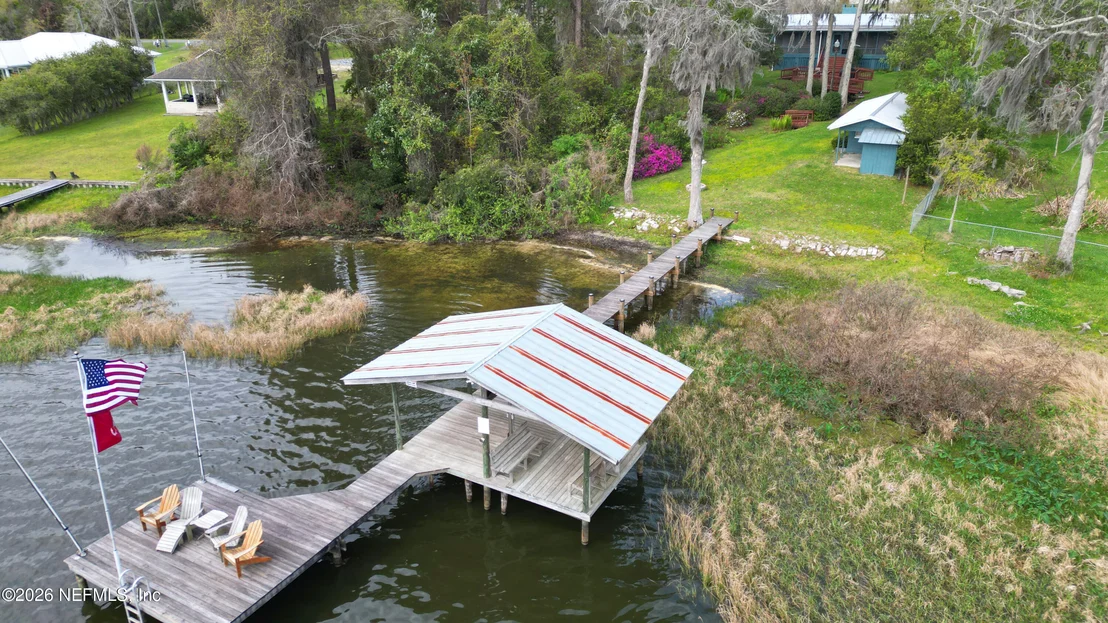 Photo of 176 LAKE Drive