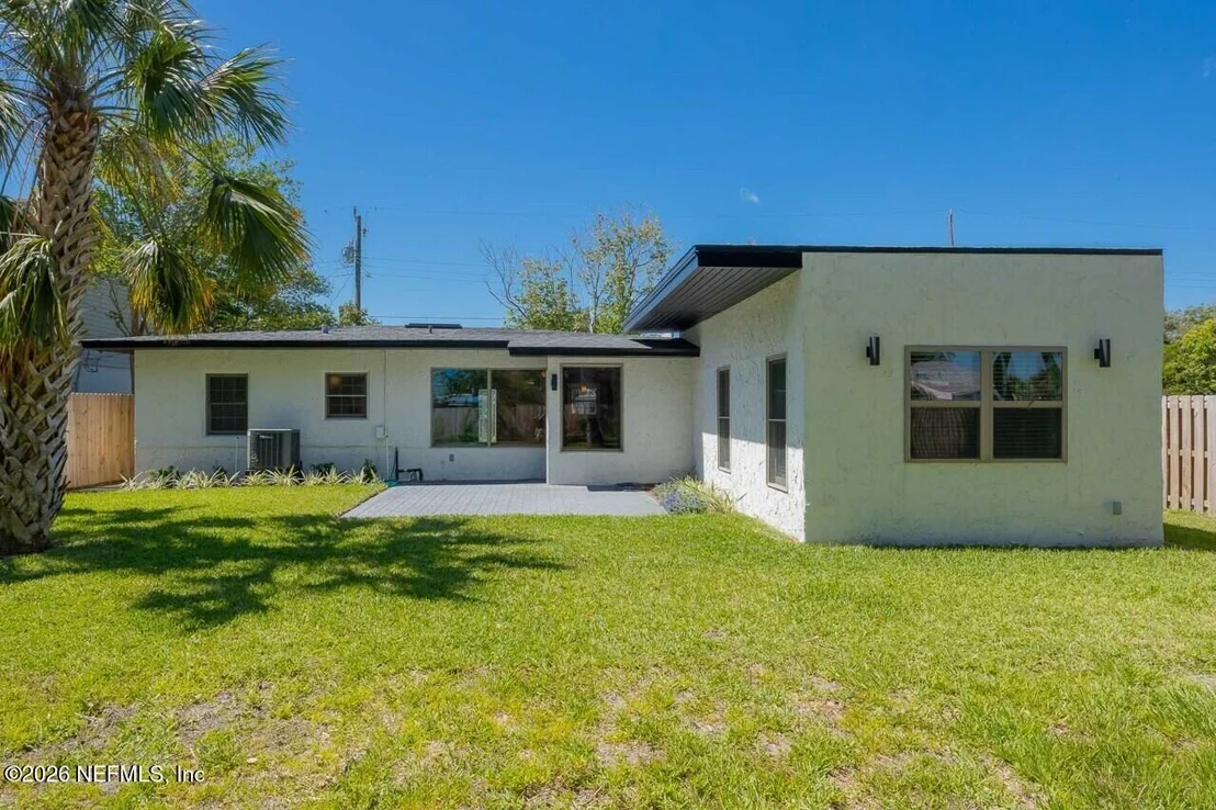 Photo of 310 ANDREAS Street