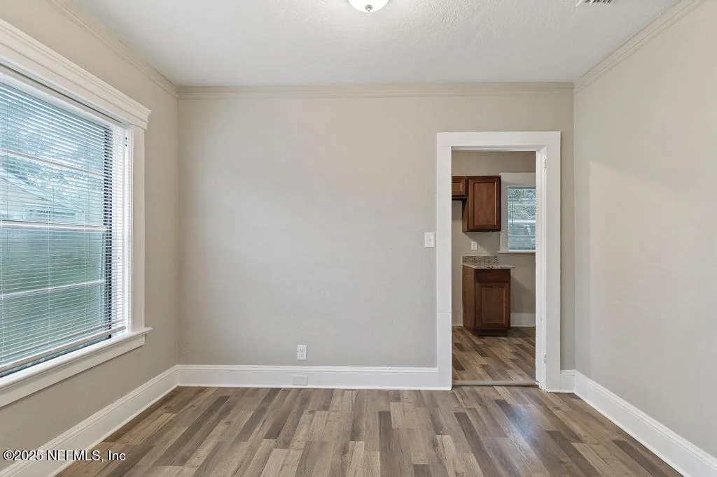 Photo of 410 DEMPER Drive