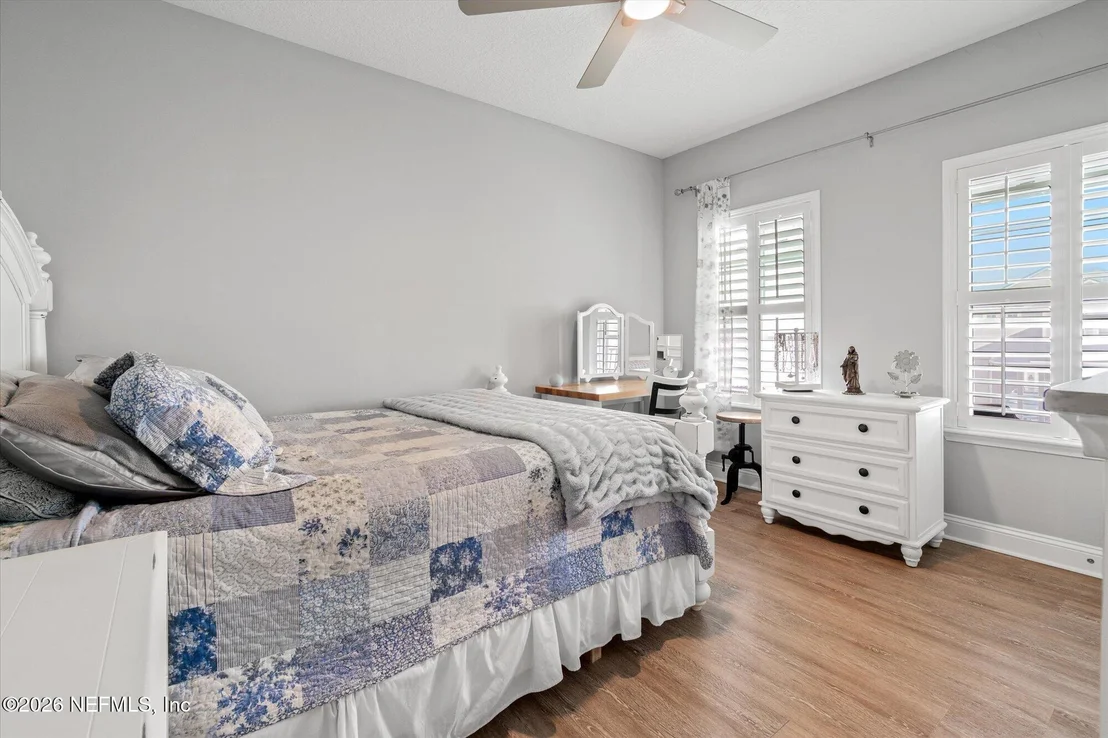 Photo of 195 GLENNEYRE Circle