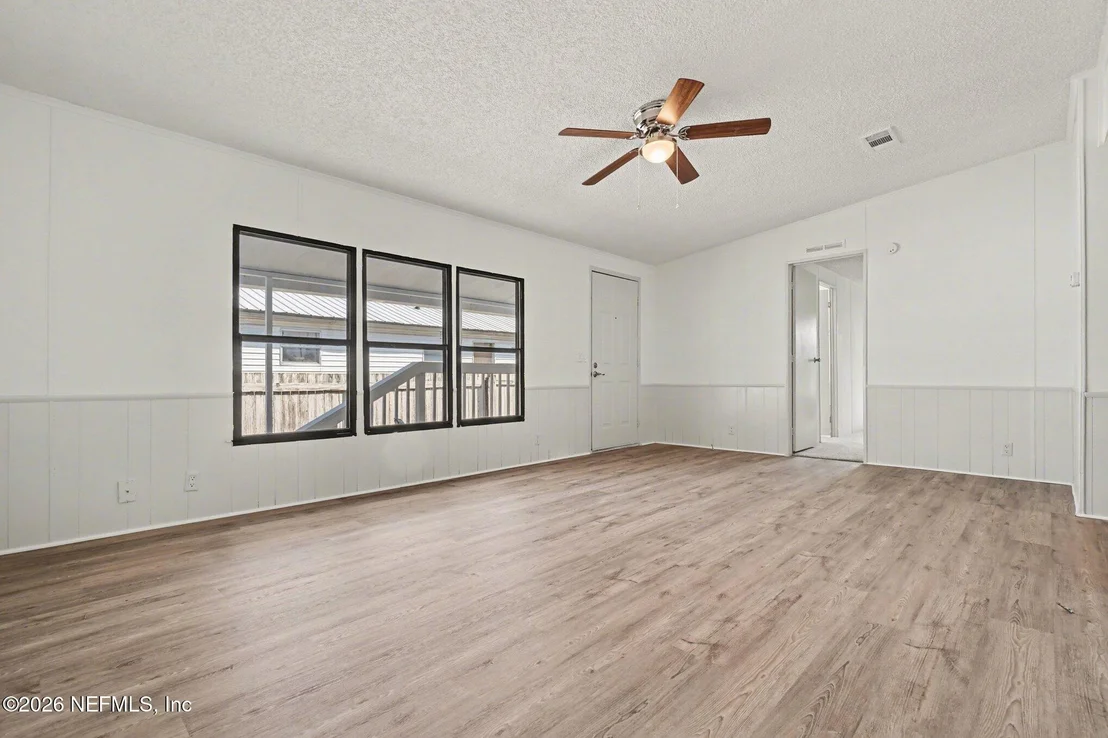 Photo of 7624 TIMBERWOOD Drive