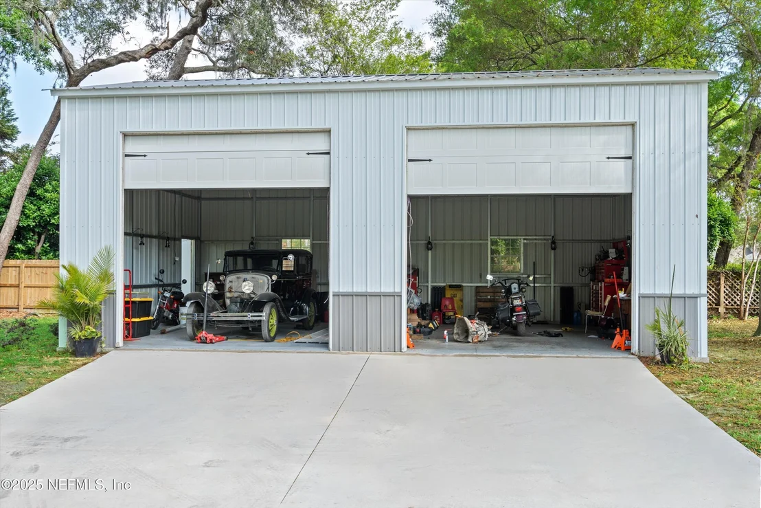 Photo of 86183 MEADOWFIELD BLUFFS Road