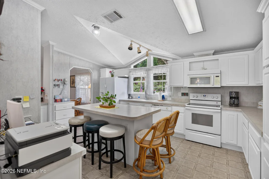 Photo of 102 ALDER Lane