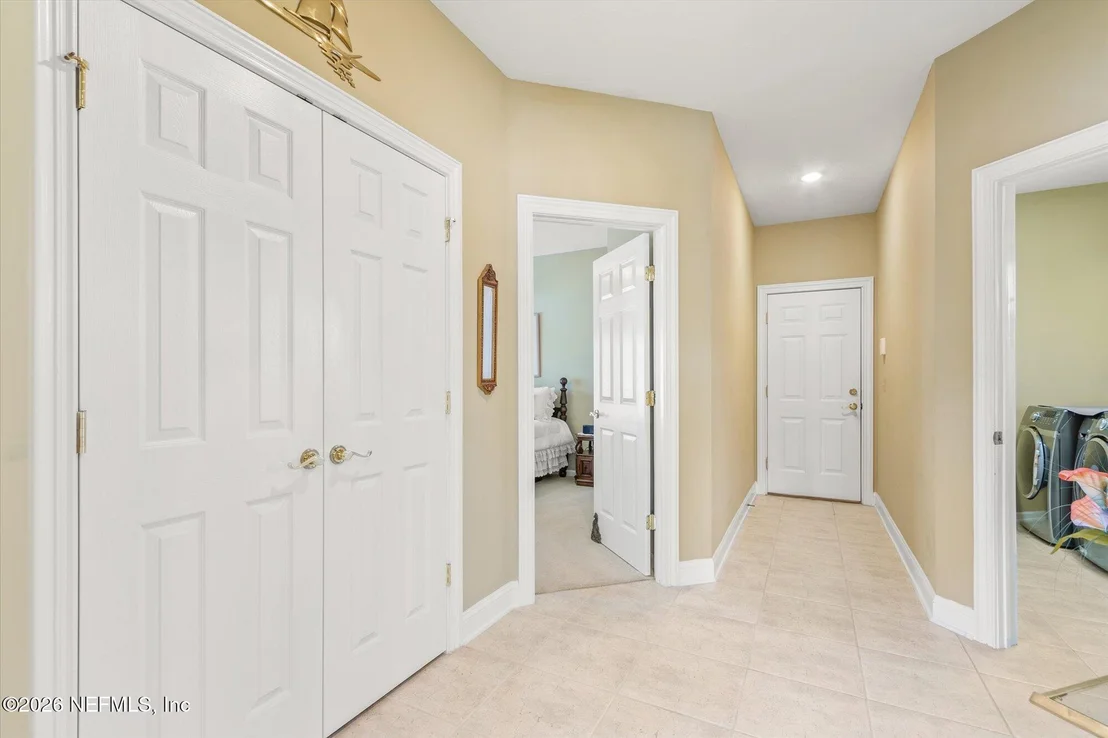 Photo of 700 PINECREST ISLE Court