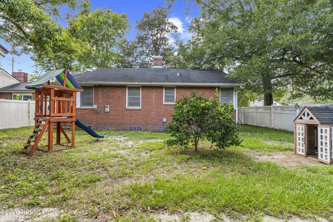 Photo of 1603 PARRISH Place