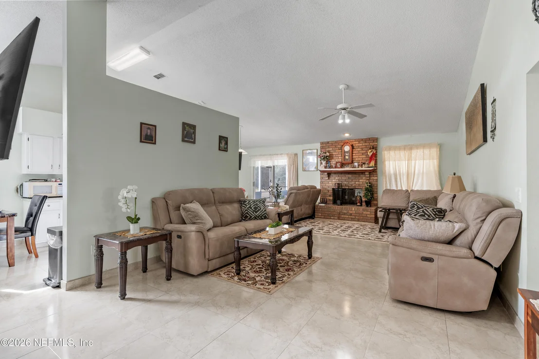 Photo of 2684 SAM HARDWICK Boulevard