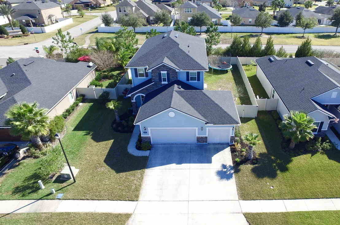 Photo of 35 MERCUTIO Lane