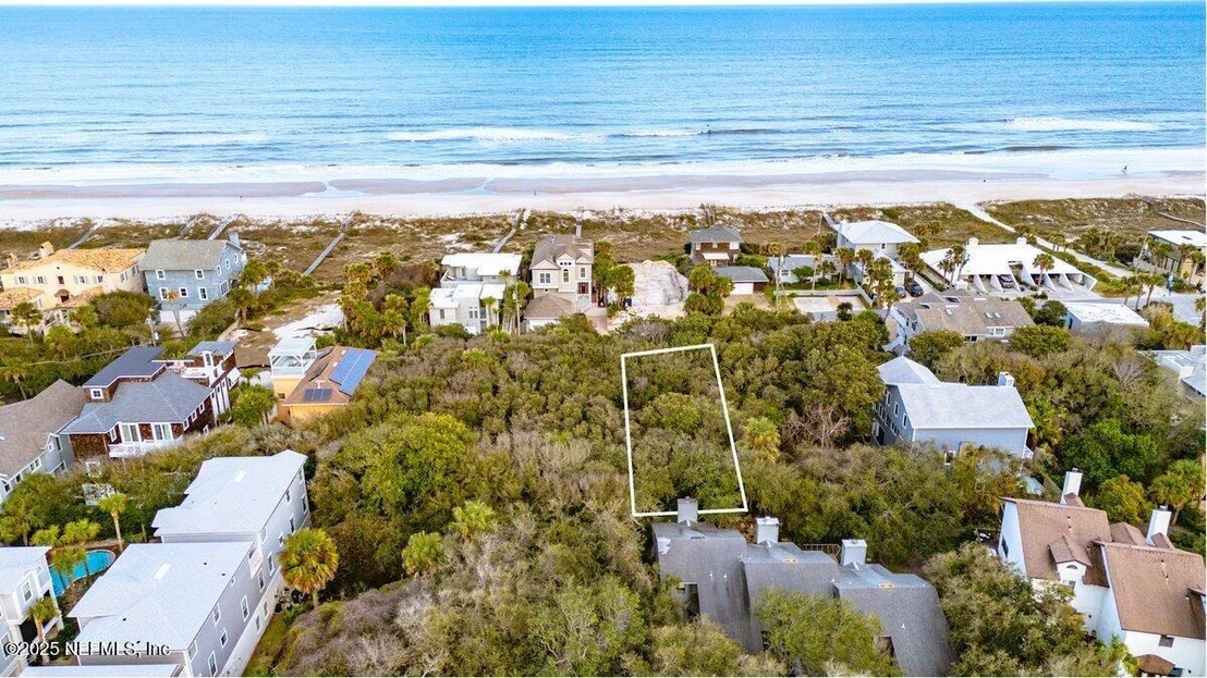 Photo of 2016 BEACH Avenue