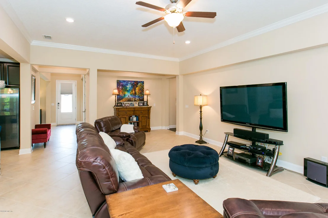 Photo of 228 RINCON Drive