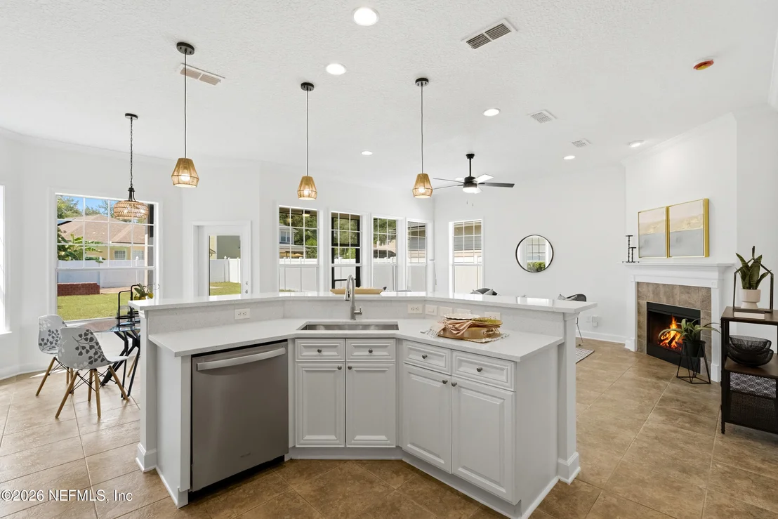 Photo of 6325 ENDELSTOW Lane