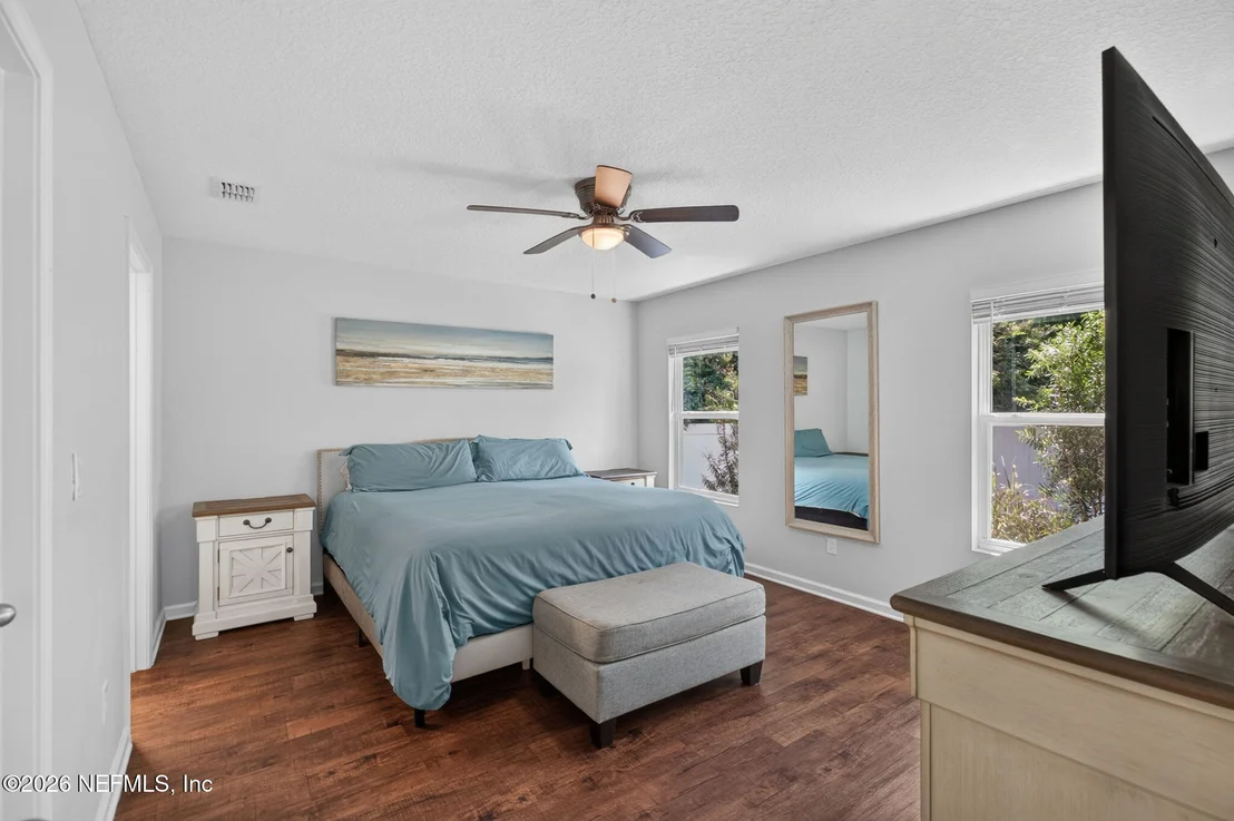 Photo of 6983 LORIS Lane