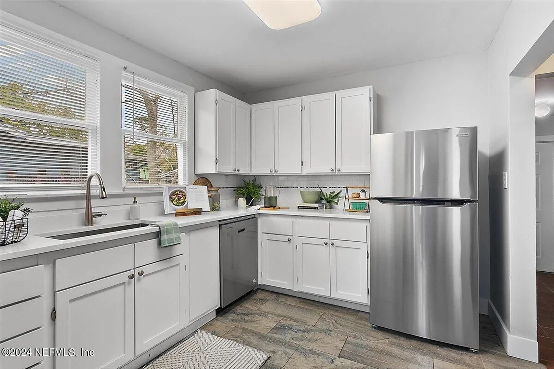 Photo of 1203 CHERRY Street