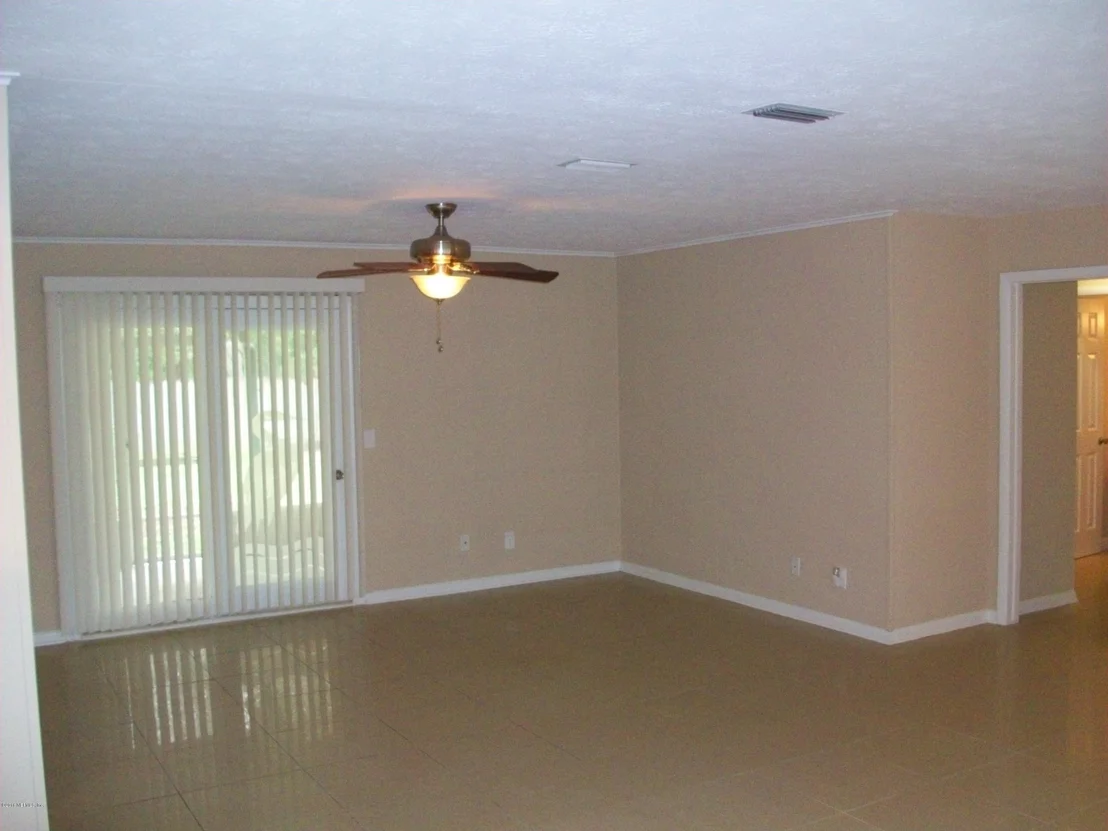 Photo of 1262 ARBOR Circle