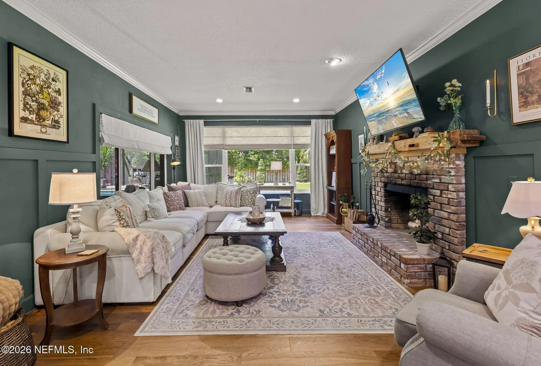 Photo of 8148 BLUE JAY Lane