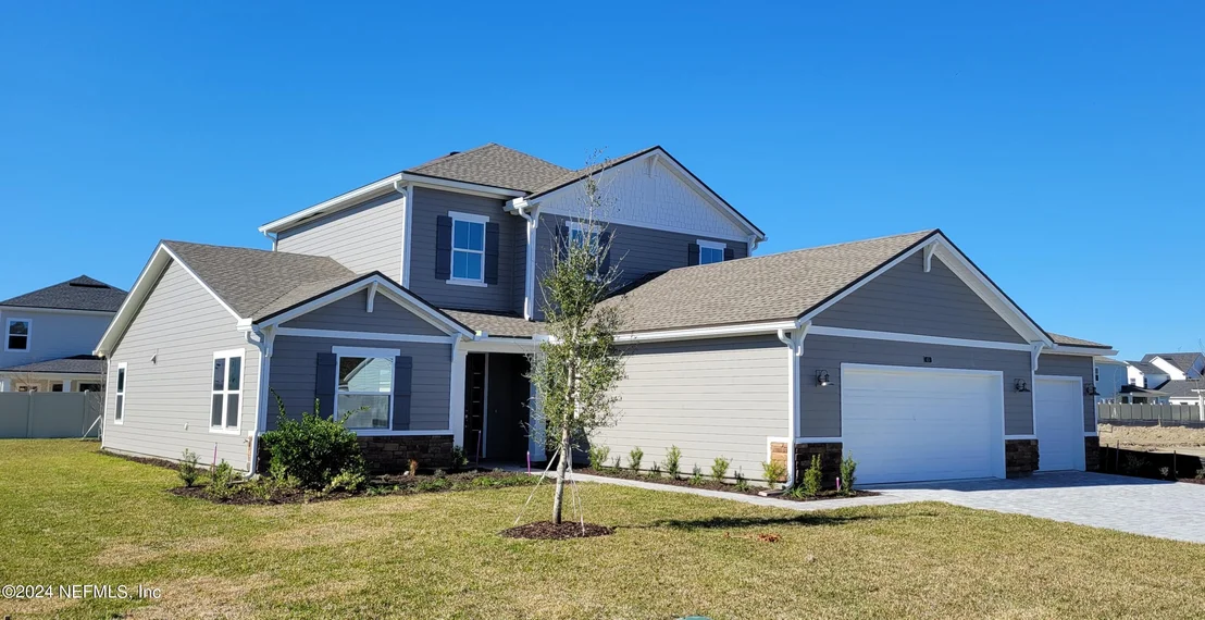 Photo of 451 HILLENDALE Circle