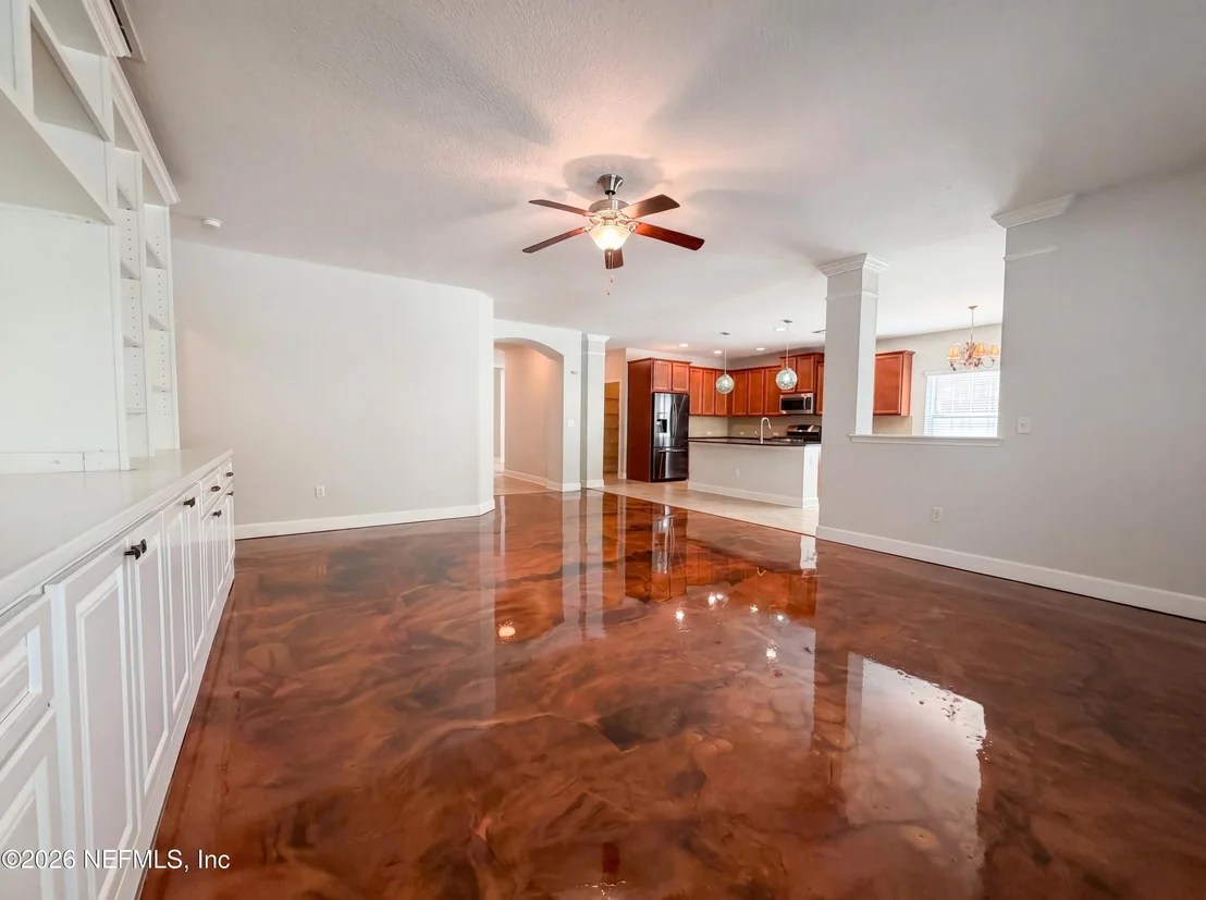 Photo of 288 CAMERON Drive