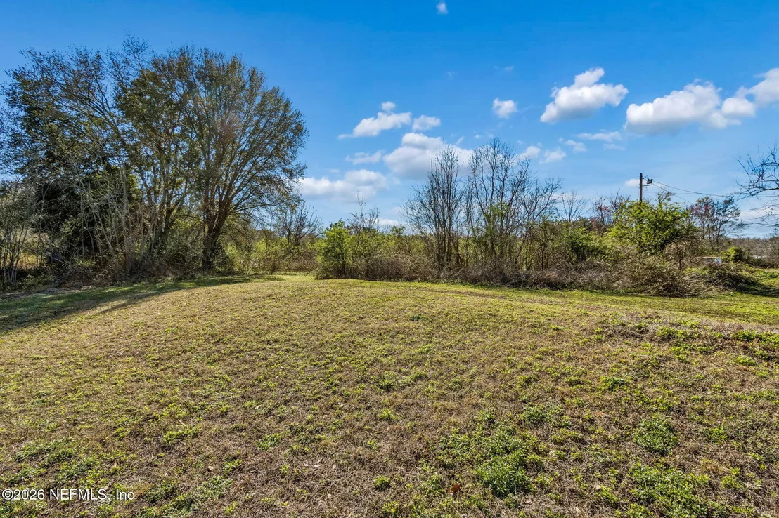 Photo of 8080 PLUMMER Road