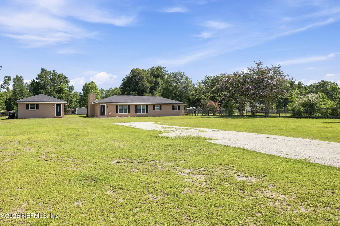 Photo of 5684 MAVERICK Road