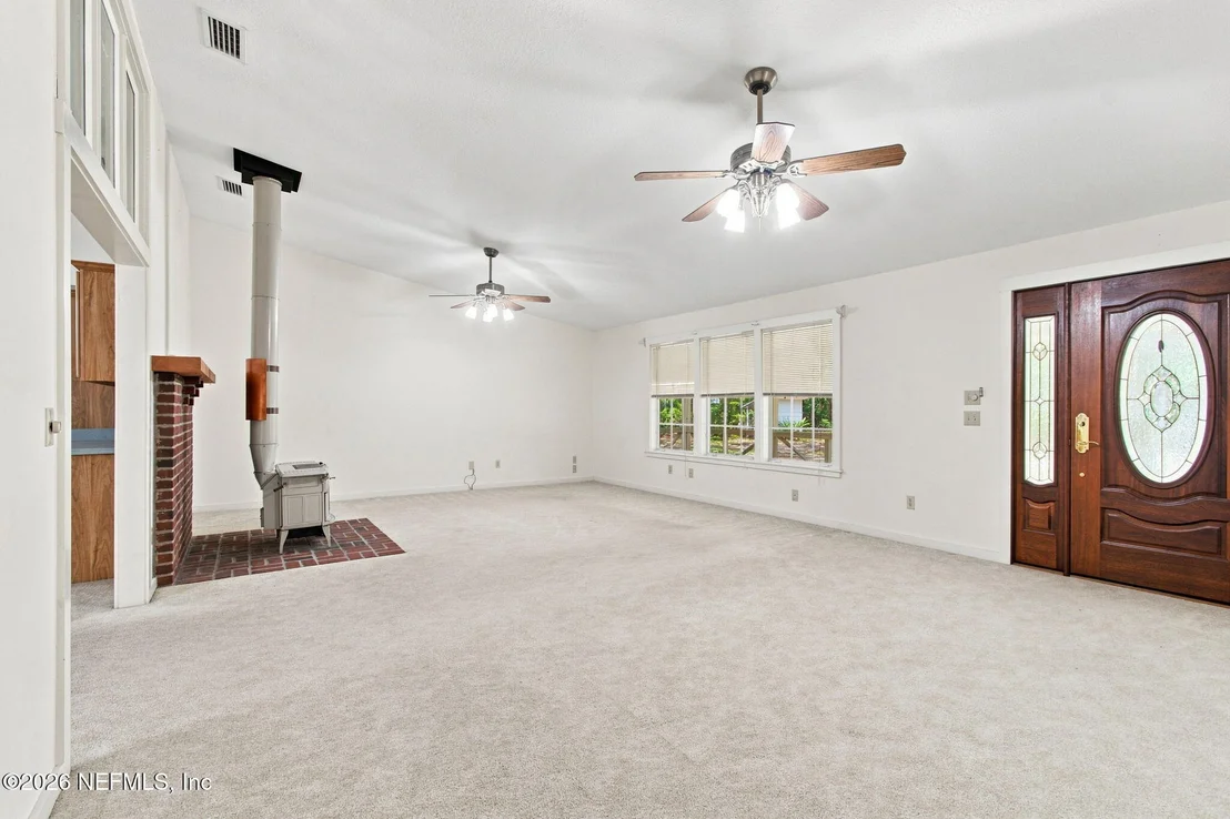 Photo of 1478 GATELY Road