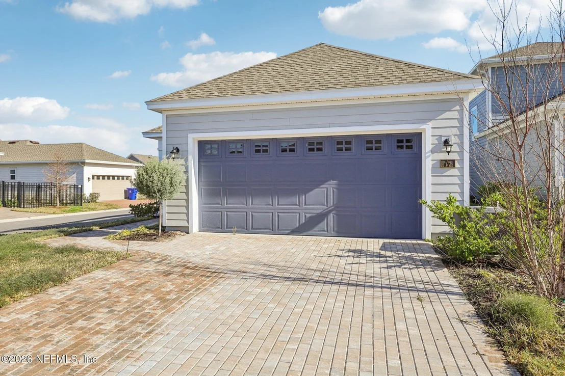 Photo of 17 JAMESTOWN Court
