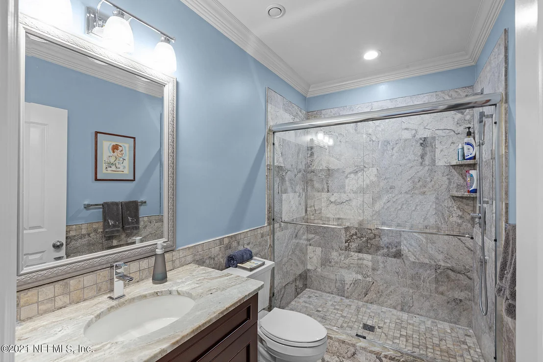 Photo of 236 LAUREL Lane