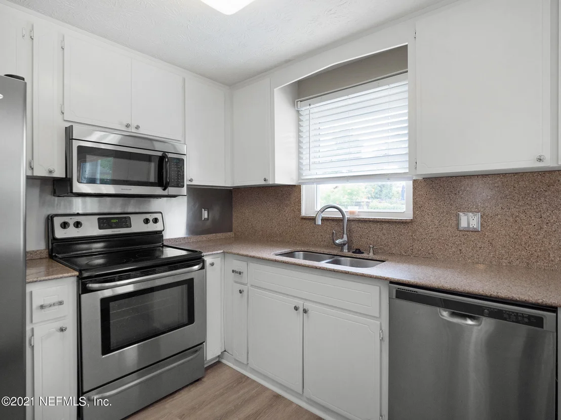 Photo of 3805 EUNICE Road