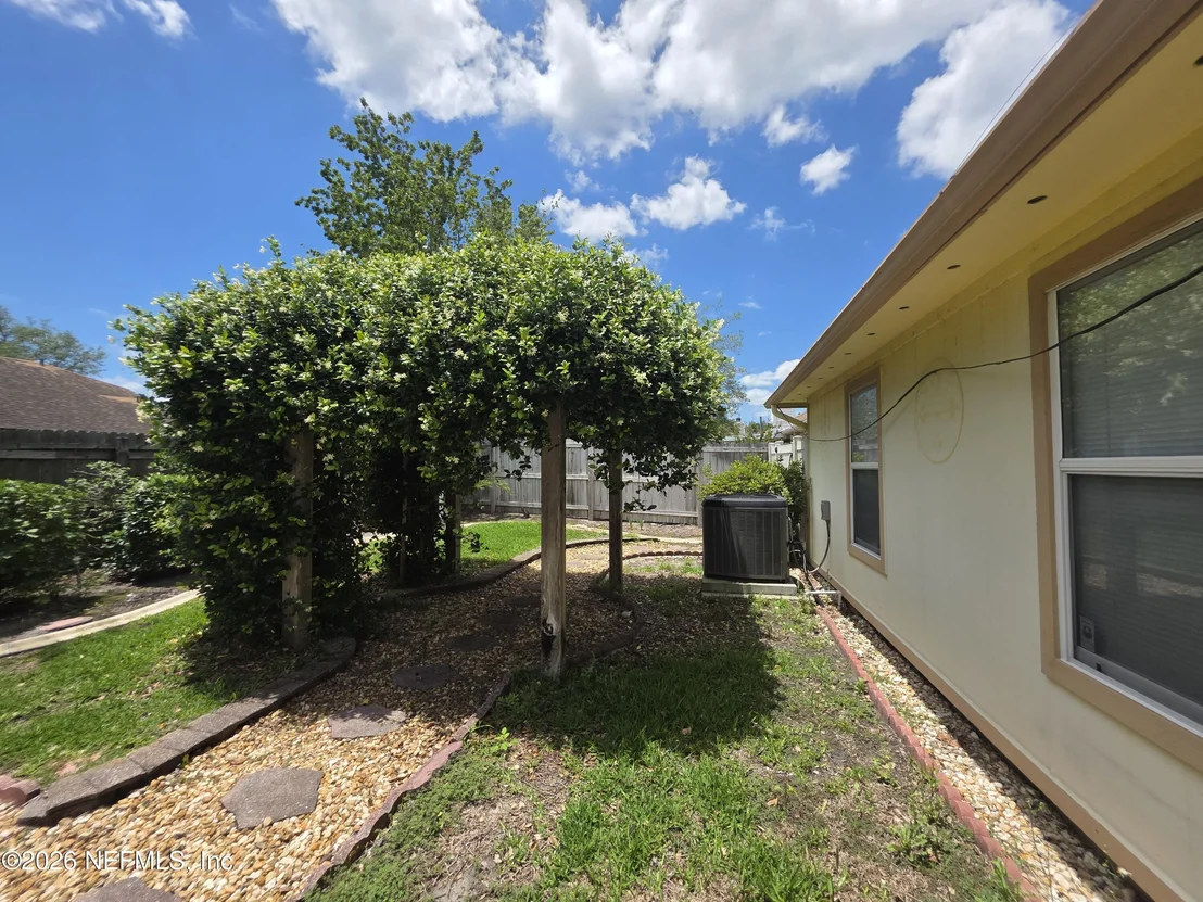 Photo of 8630 CHARLESGATE Circle N
