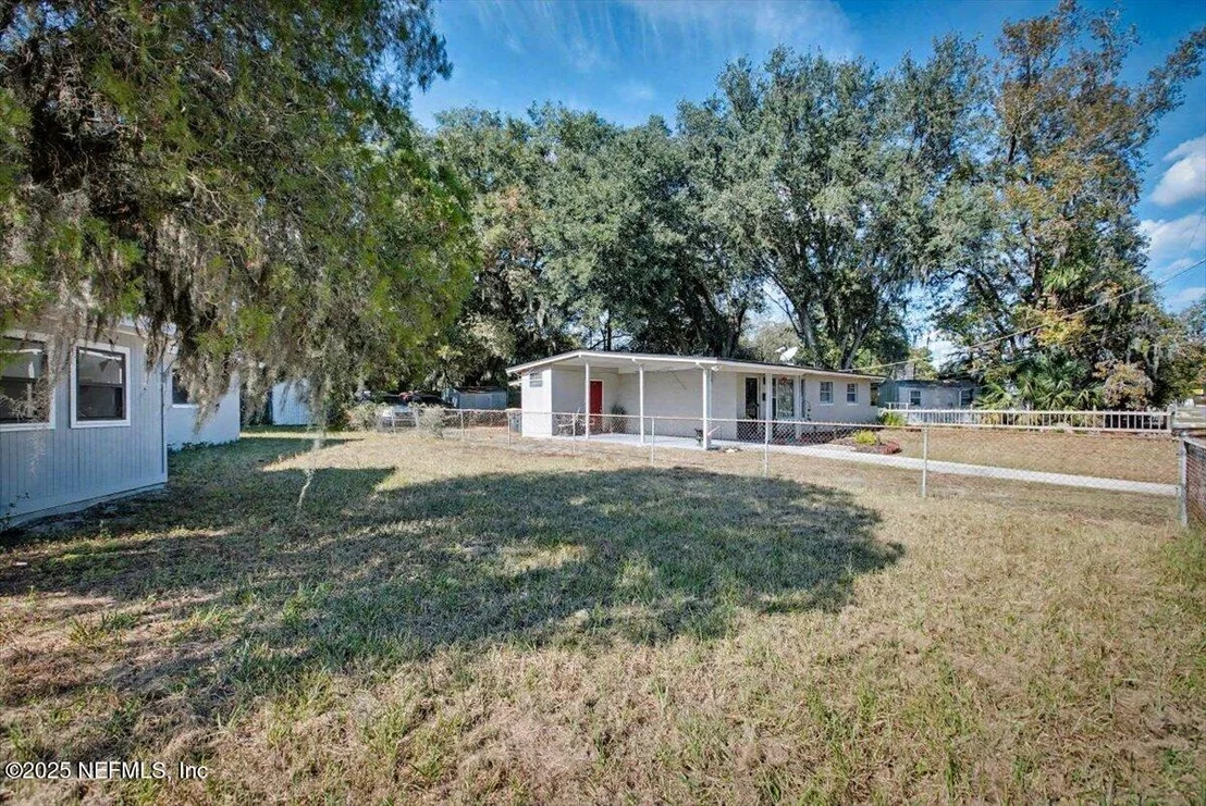 Photo of 8808 NORFOLK Boulevard