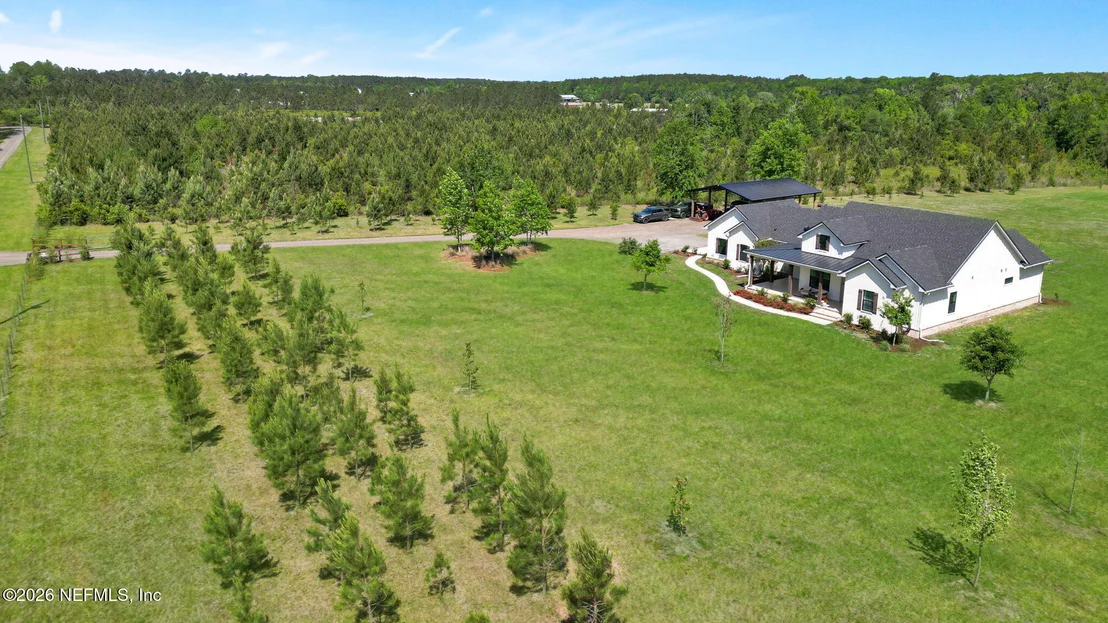 Photo of 57353 SANDY OAKS Lane