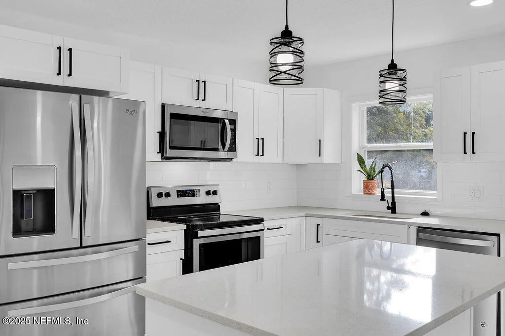 Photo of 5489 OAK FOREST Drive